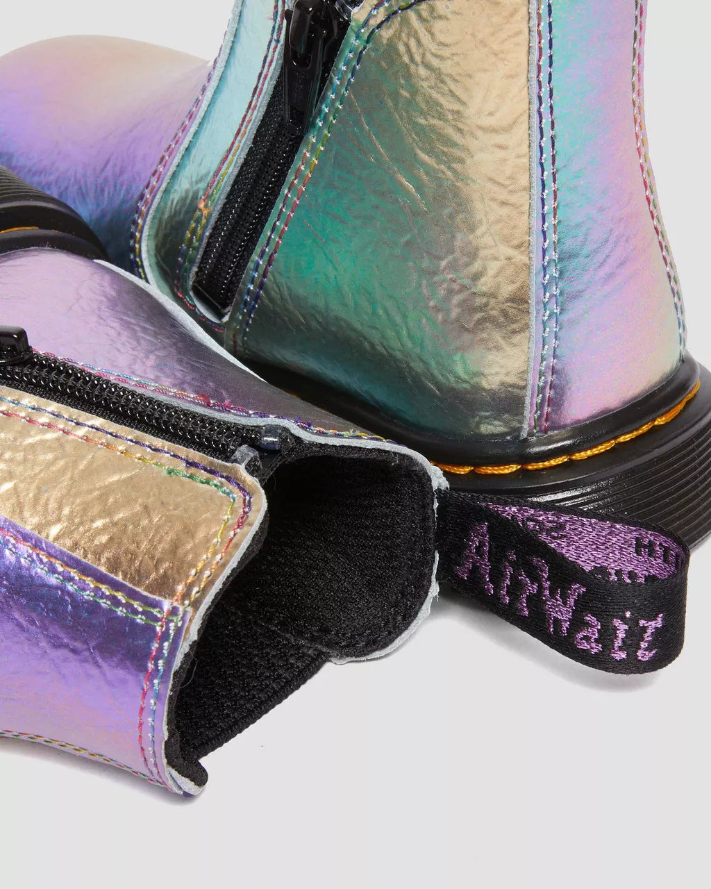 DR MARTENS Toddler 2976 Rainbow Crinkle Leather Chelsea Boots