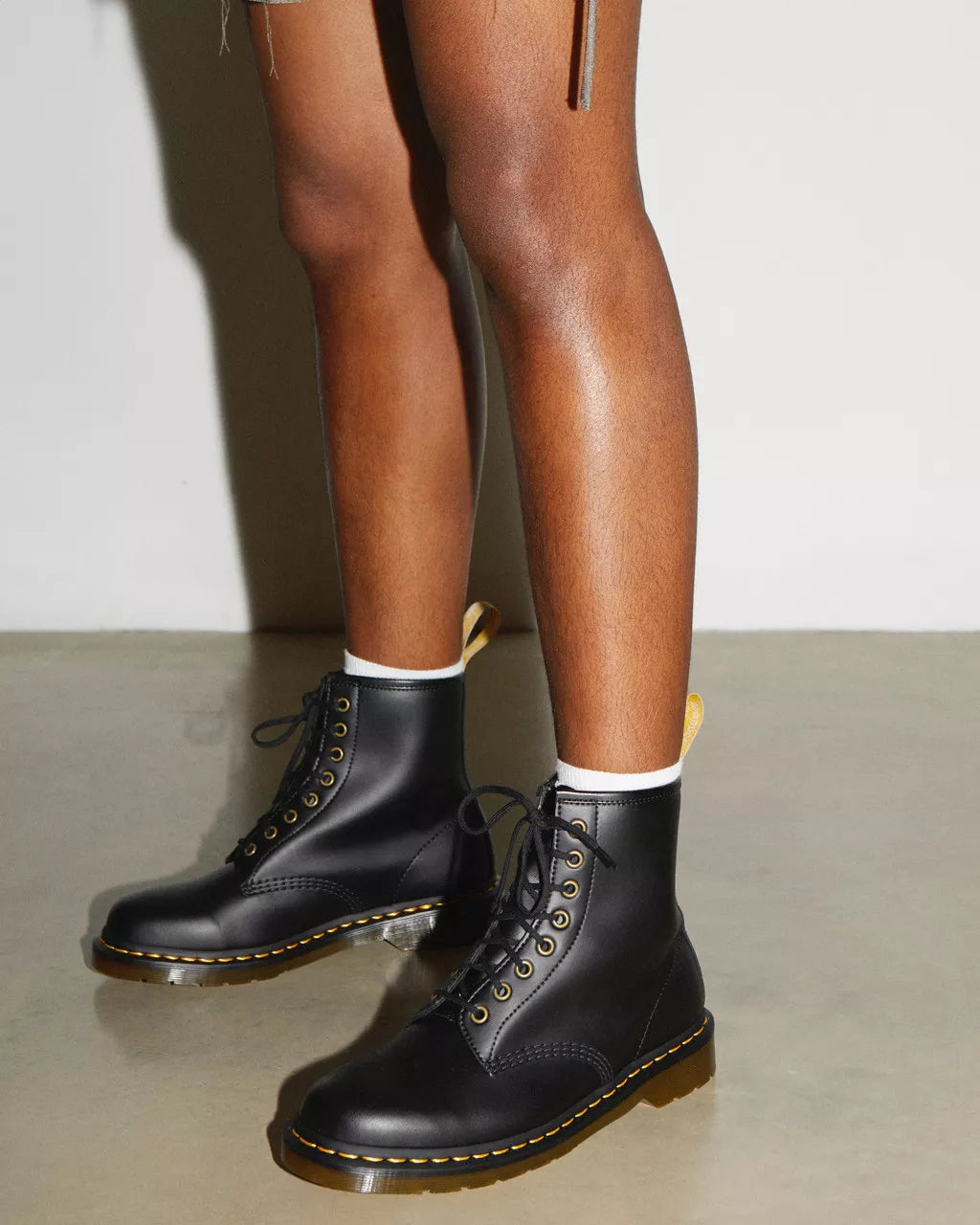 1460 Vegan Lace Up Boots