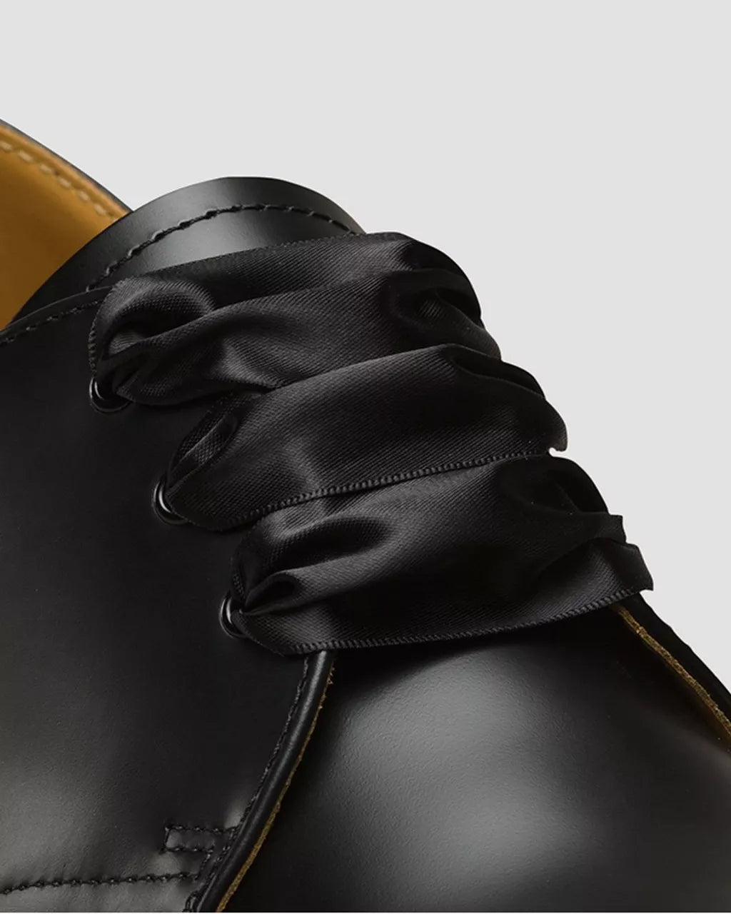 DR MARTENS 65cm Ribbon Shoe Laces (3 Eye)