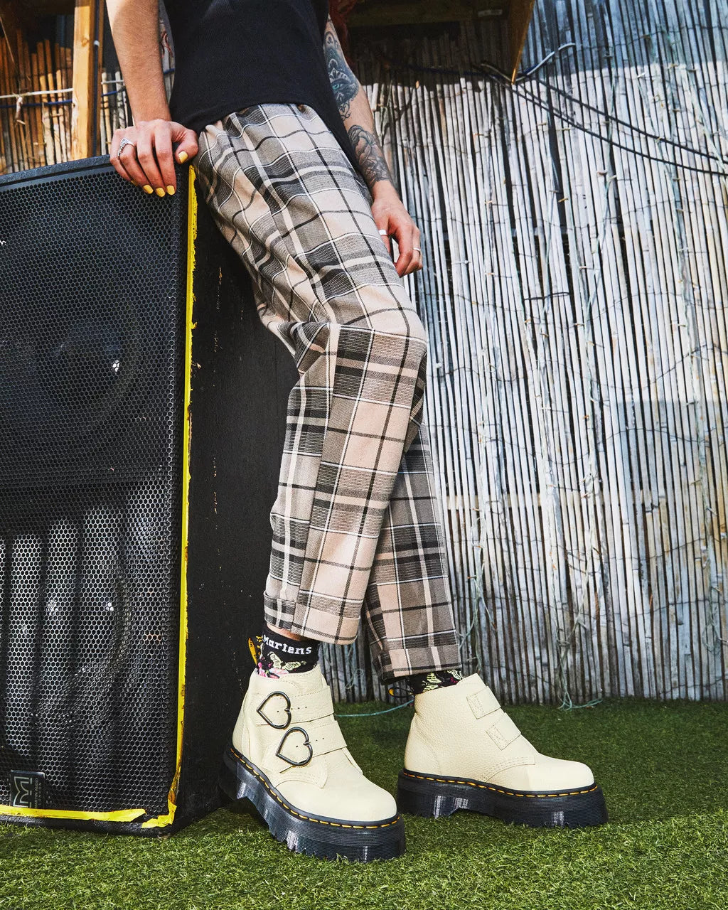 DR MARTENS Devon Heart Leather Platform Boots