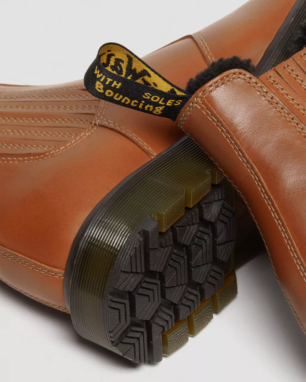 2976 DM's Wintergrip Leather Chelsea Boots
