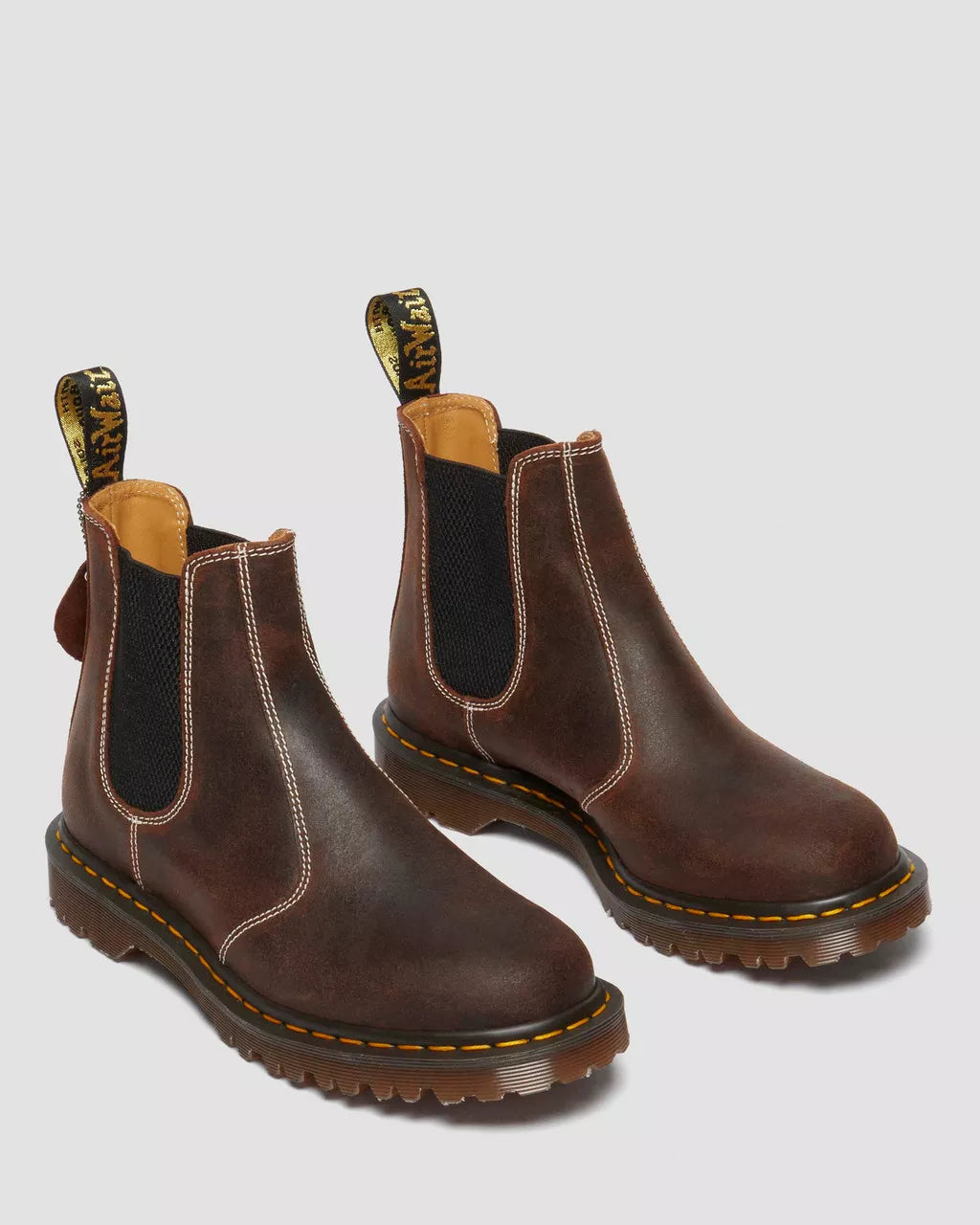 2976 Wax Commander Leather Chelsea Boots