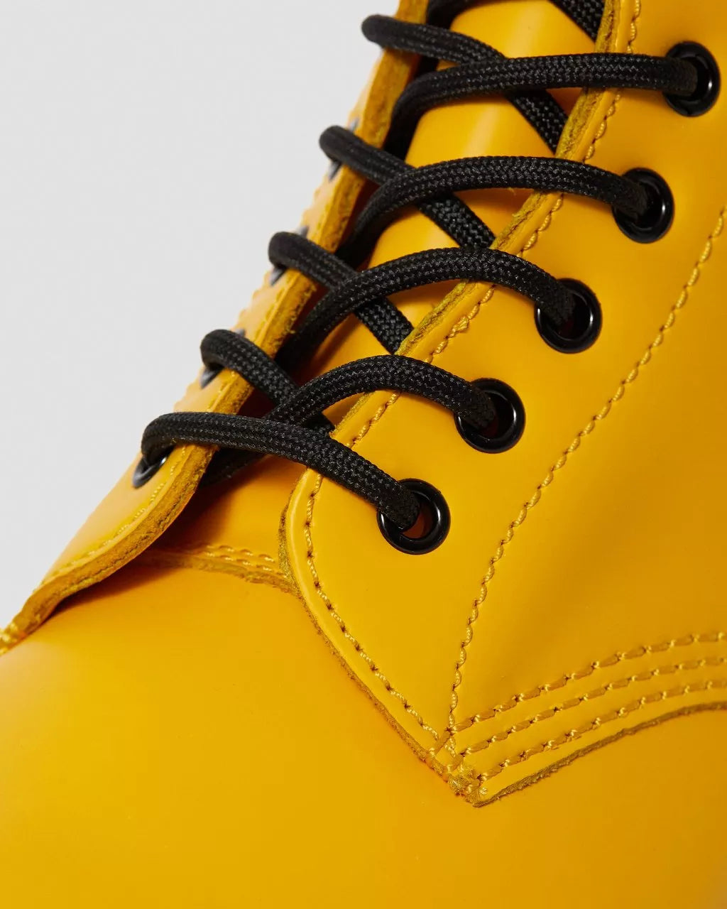 DR MARTENS 1460 Smooth Leather Lace Up Boots