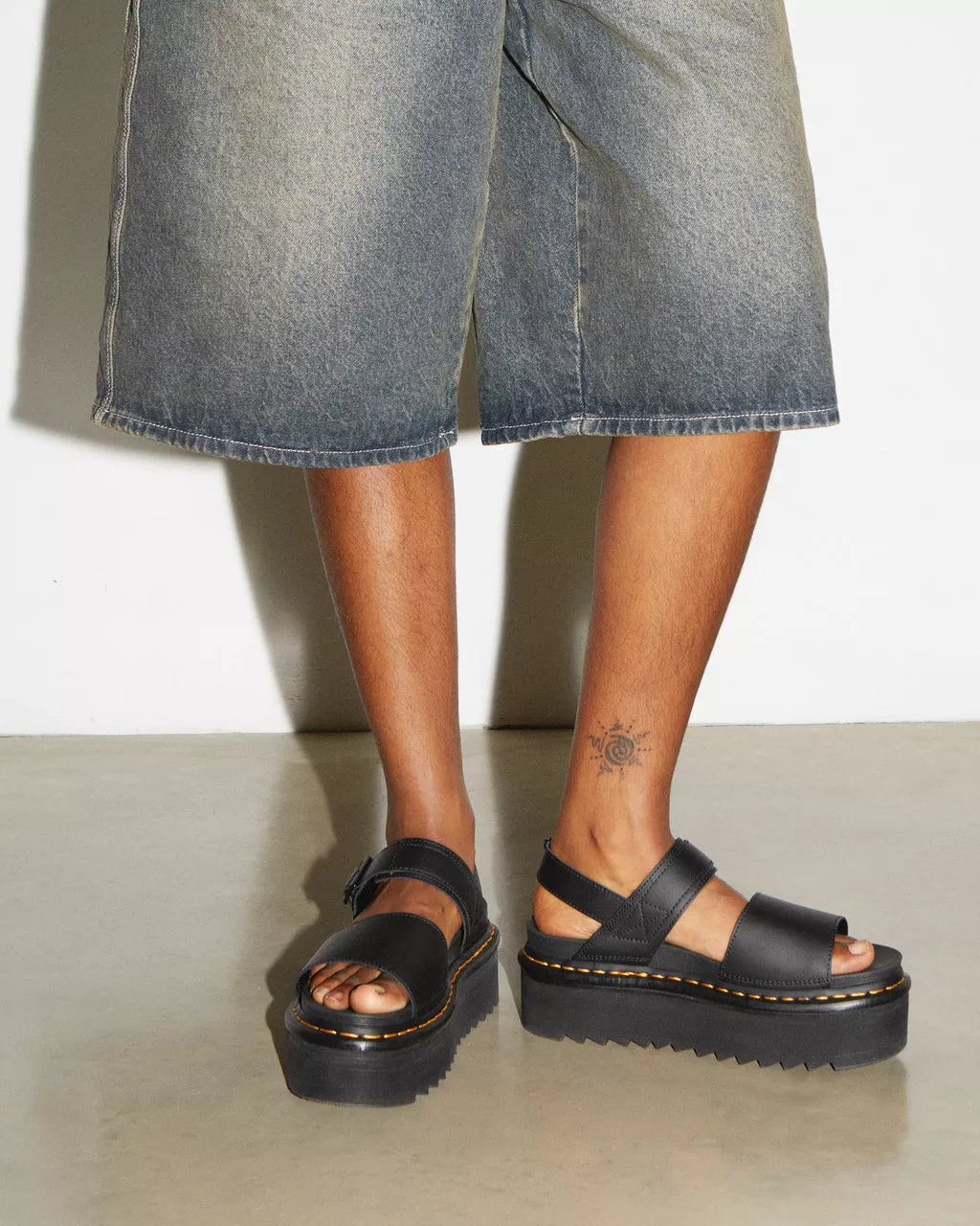 DR MARTENS Voss Quad Leather Strap Platform Sandals
