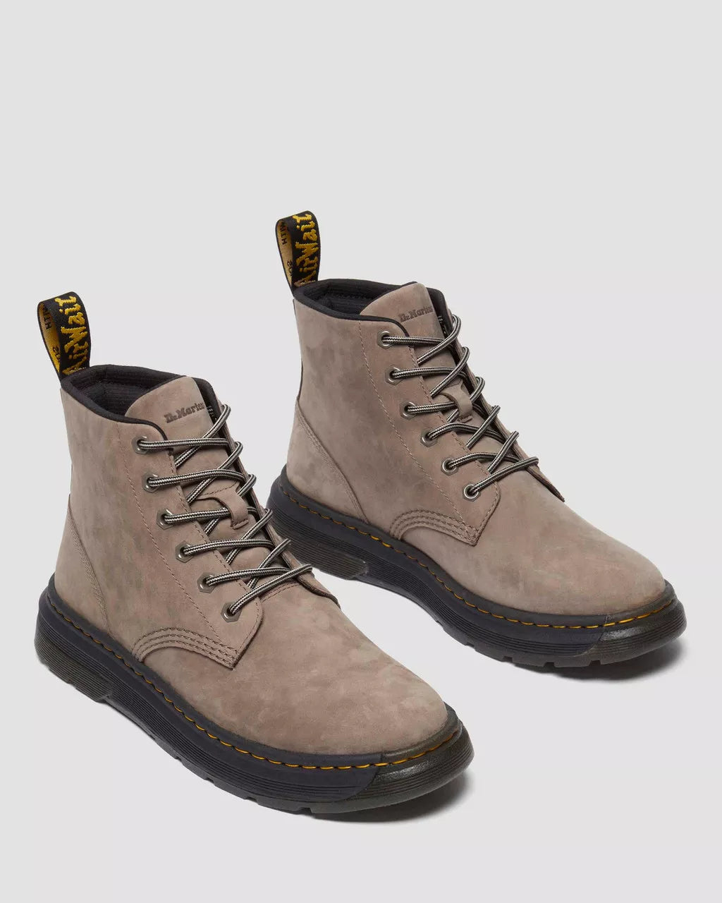Crewson Chukka Buck Lace Up Boots