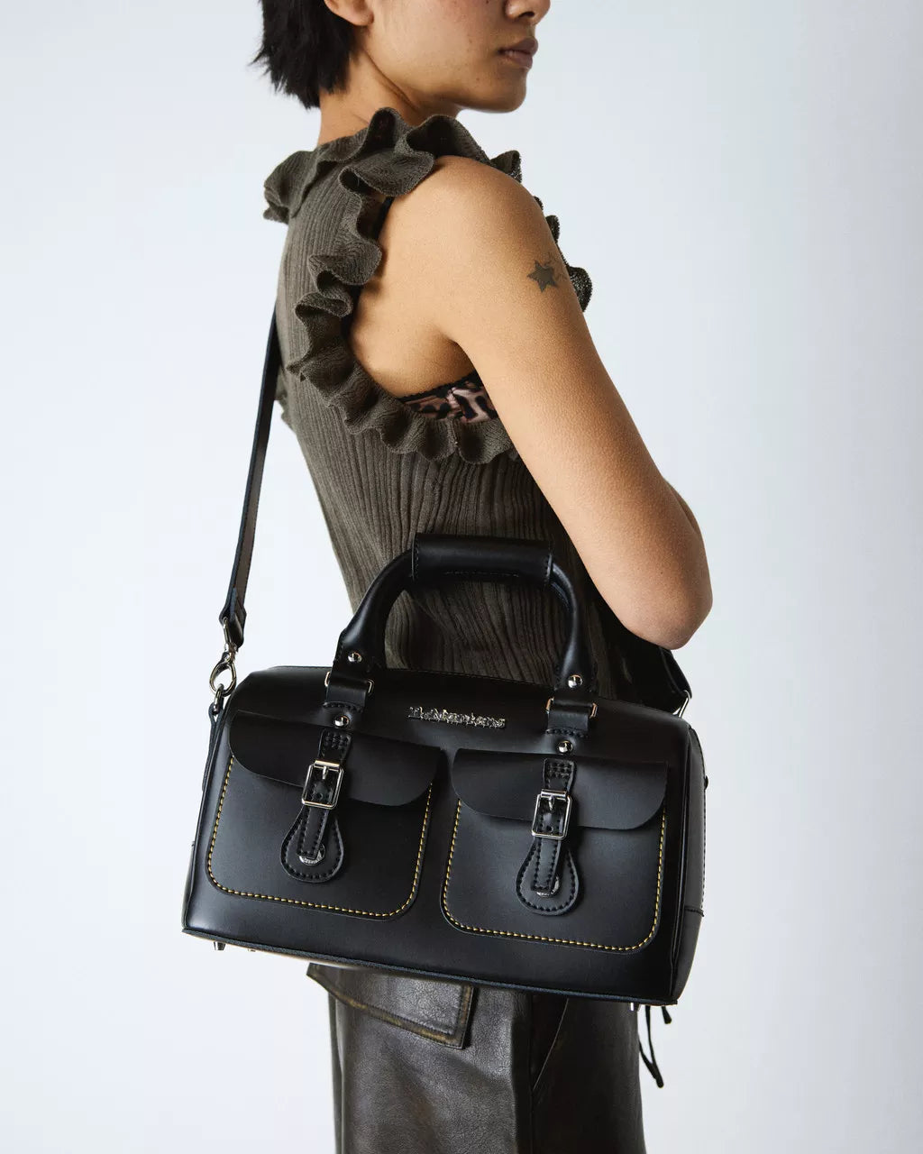 DR MARTENS Kiev Leather Top Handle Bag