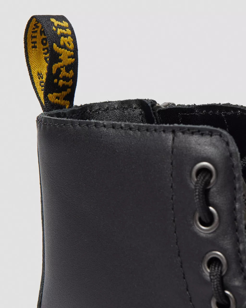 1460 Pascal Nappa Zip Boots