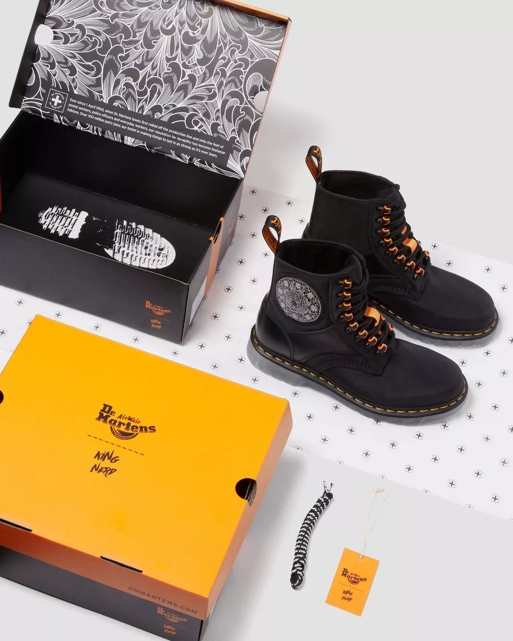 DR MARTENS 1460 King Nerd Leather Boots