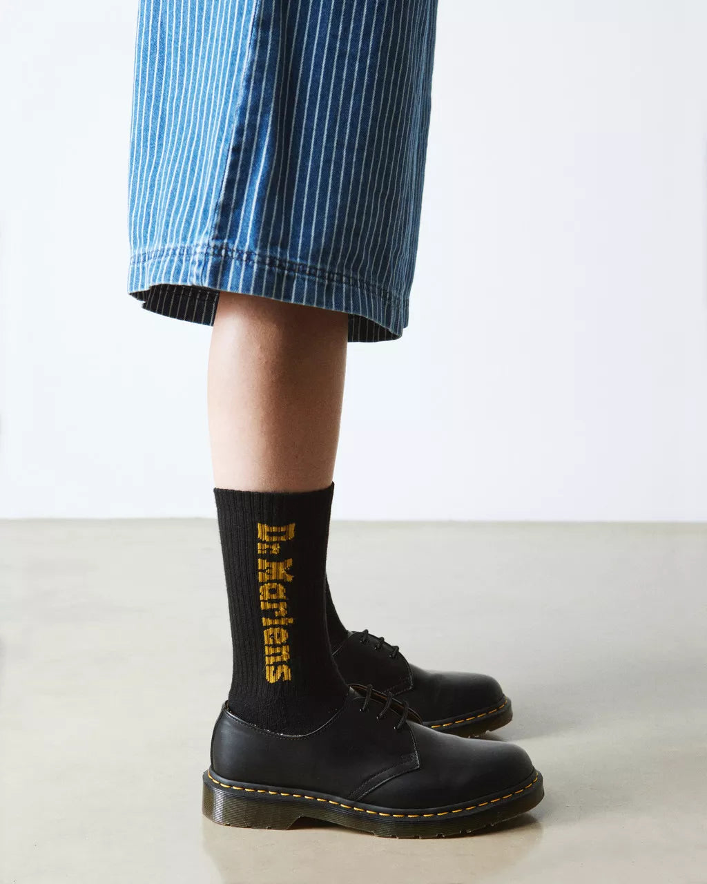 Vertical Logo Cotton Blend Socks Black