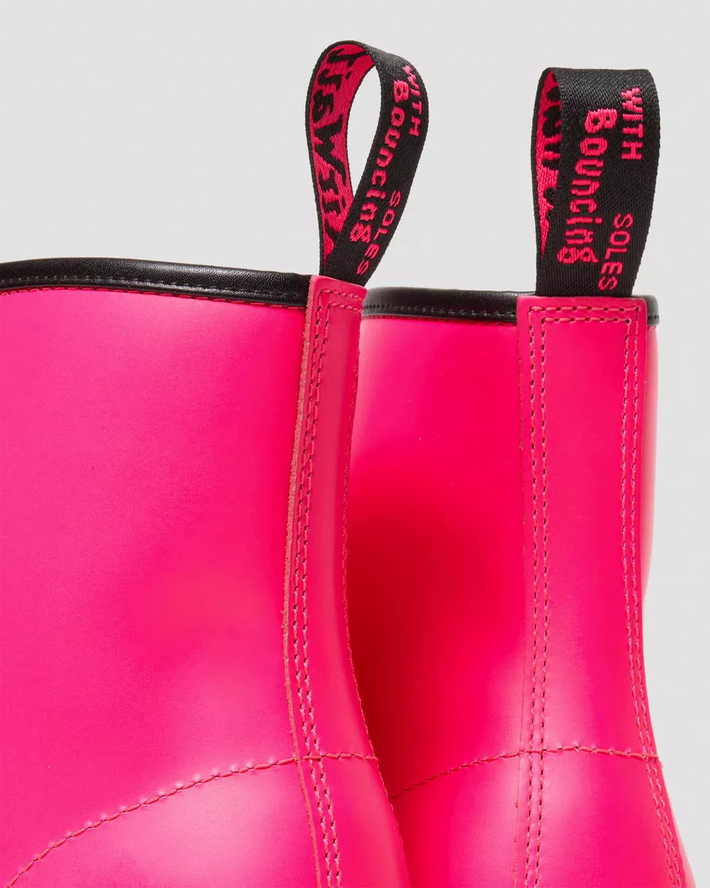 DR MARTENS 1460 Smooth Leather Lace Up Boots