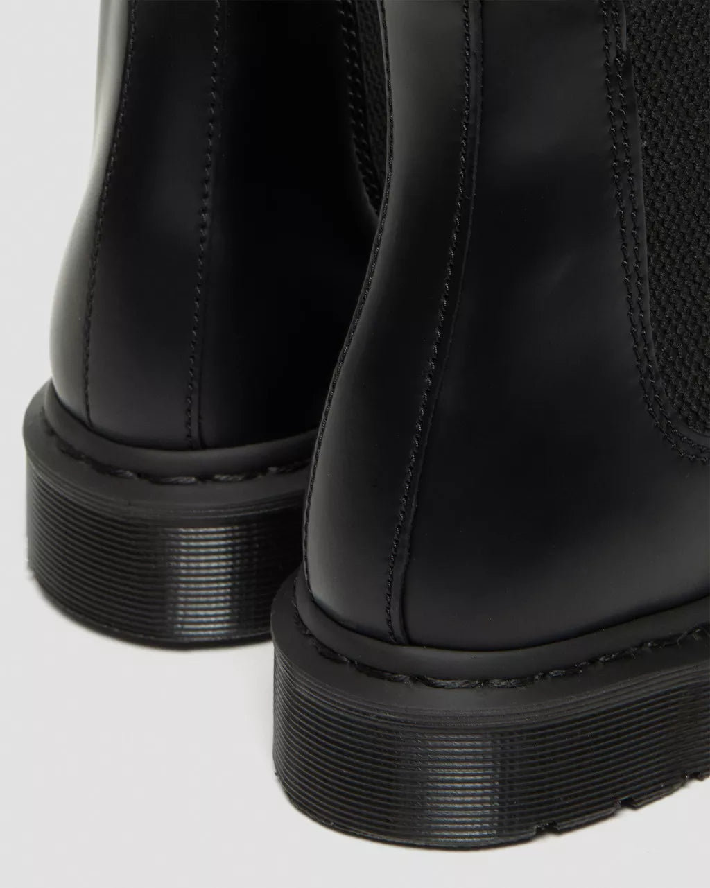 2976 Mono Smooth Leather Chelsea Boots