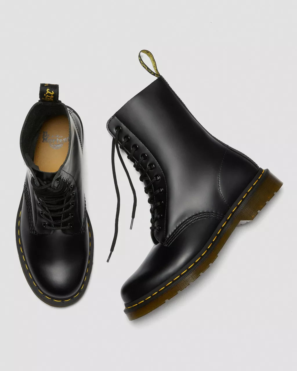 1490 Smooth Leather High Lace Up Boots