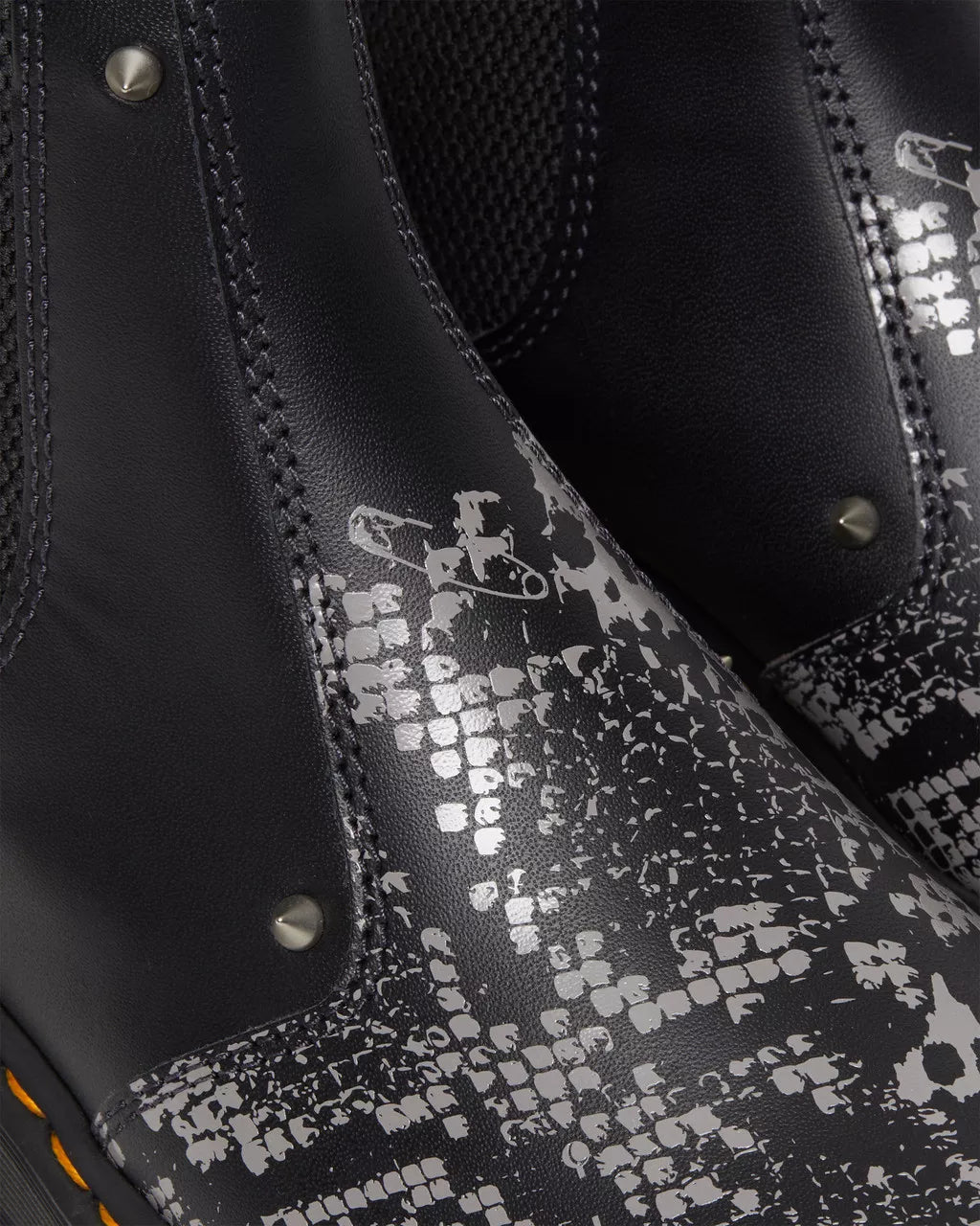 DR MARTENS 2976 Quad Platform Animal Print Boots